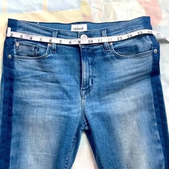 Hudson Tilda Midrise Crop Cigarette Jean with Side Seam Detail Size 27